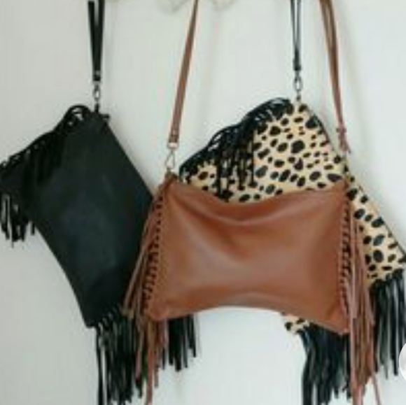 Mofe Leopard crossbody bag. - Picture 5 of 7